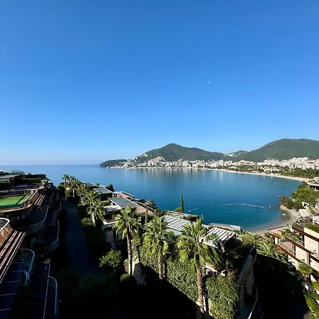 Harmonia Waterfront Apartment Budva